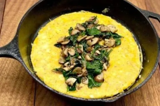 Gluten-Free Keto Spinach Mushroom Omelette with Parmesan