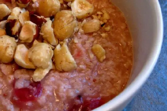 Vegan Vegetarian Cranberry-Ginger Oatmeal With Toasted Hazelnuts