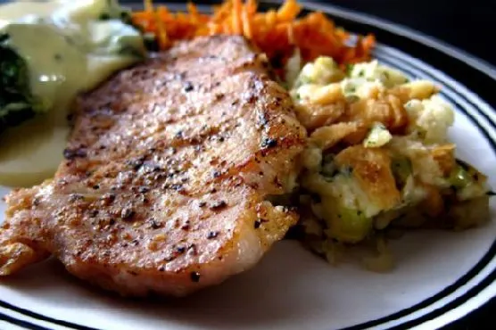 Nut-Free Shellfish-Free Easy Pork Chops on Stuffing