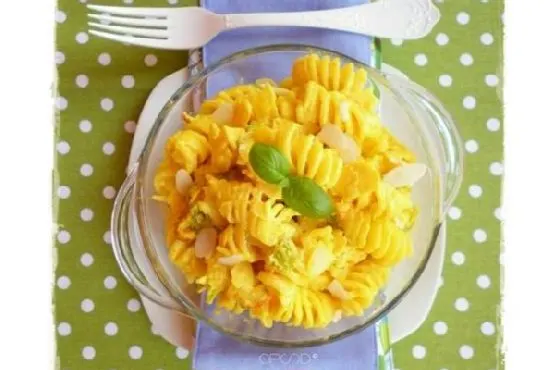 Vegetarian Gluten-Free Fusilli With Zucchini Flowers, Ricotta and Saffron