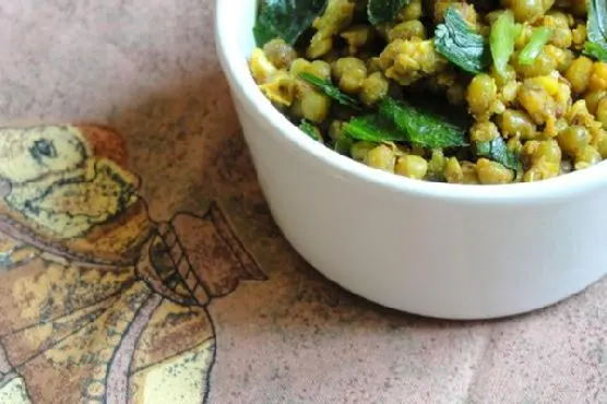 Vegan Vegetarian Gujarati Dry Mung Bean Curry — Indian recipe
