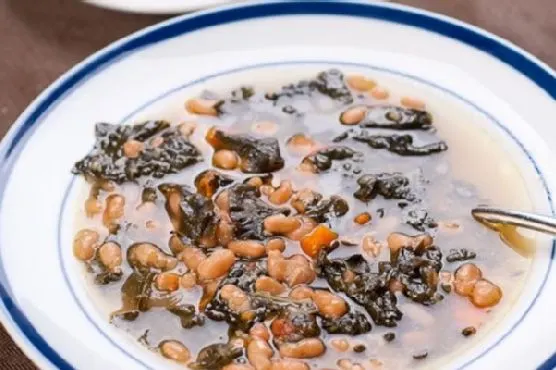 Vegan Vegetarian Herbivoracious' White Bean and Kale Soup
