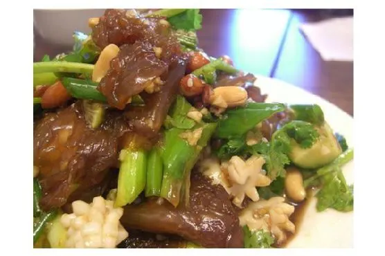 Shellfish-Free Egg-Free Lamb and Rice Noodle Stir Fry