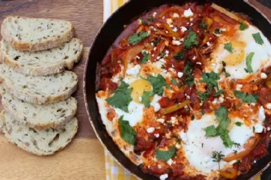 Nut-Free Poached eggs in tomatoes