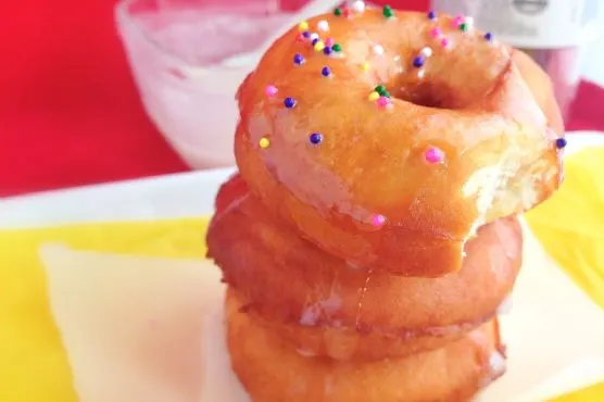 Vegetarian Nut-Free Doughnuts