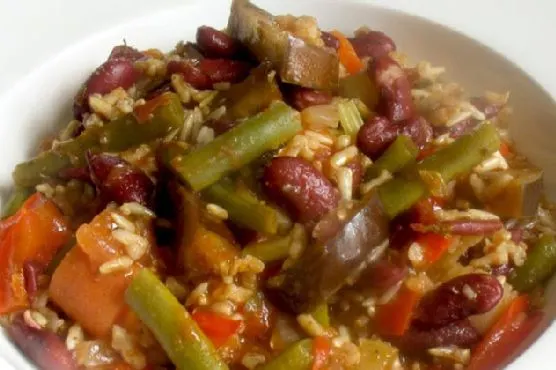 Vegan Vegetarian Red Kidney Bean Jambalaya — Cajun recipe