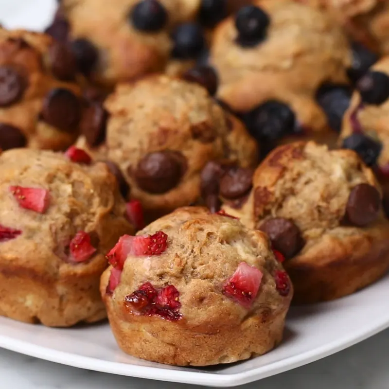Vegetarian Shellfish-Free Banana Bread Mini Muffins
