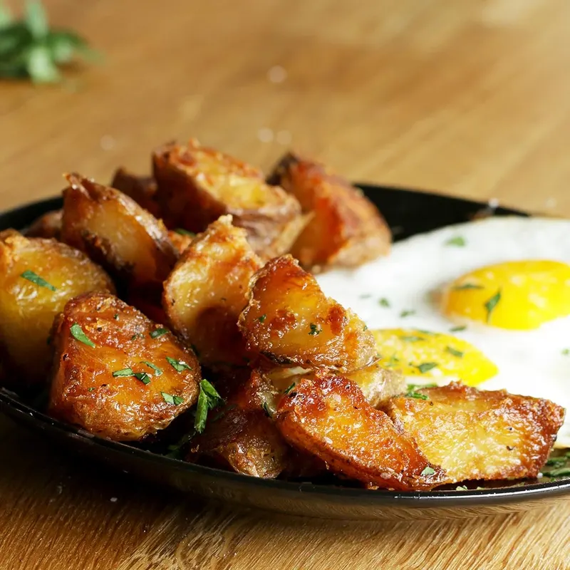 Vegan Vegetarian Easily The Best Garlic Herb Roasted Potatoes
