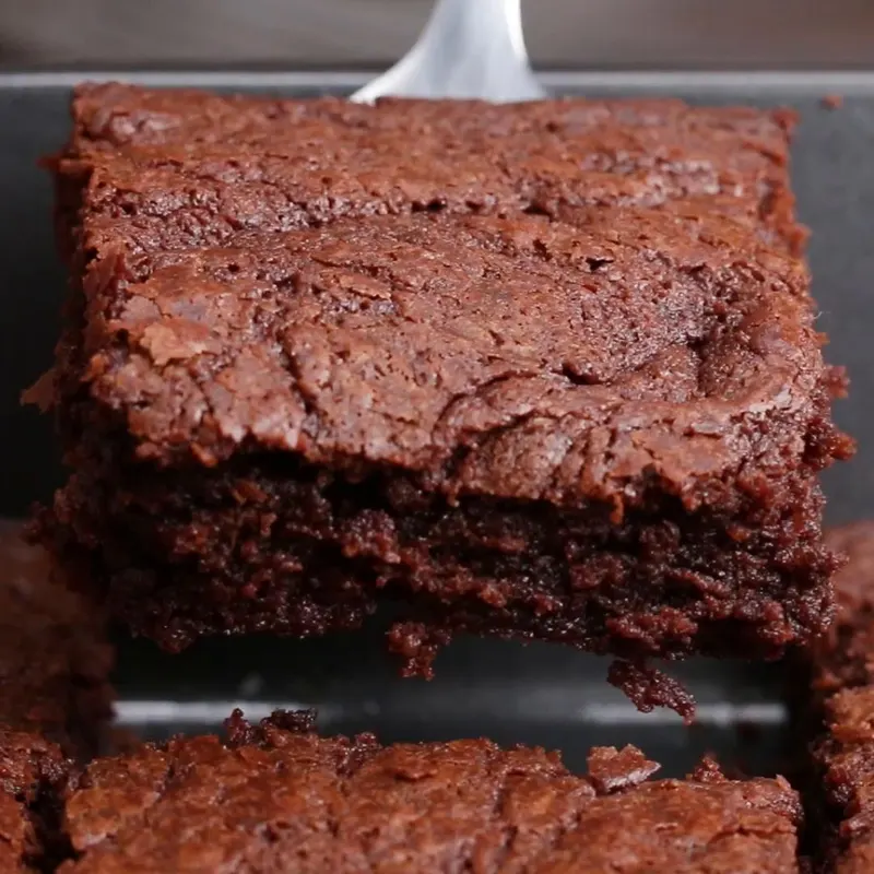 Vegetarian Dairy-Free 3-Ingredient Hazelnut Brownies
