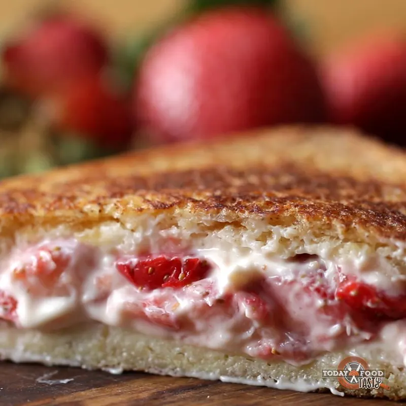 Vegetarian Nut-Free Strawberry Cheesecake French Toast