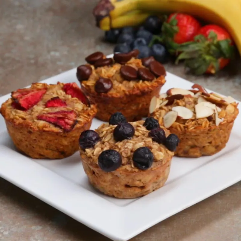 Vegetarian Gluten-Free Oatmeal Muffins