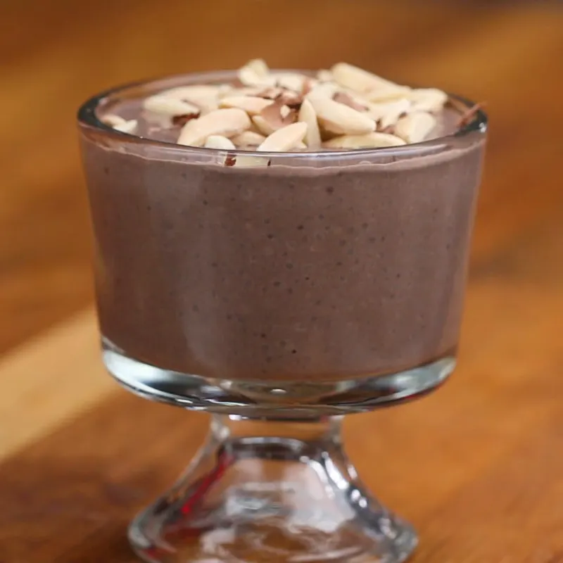 Vegetarian Gluten-Free Almond Chocolate Chia Seed Pudding