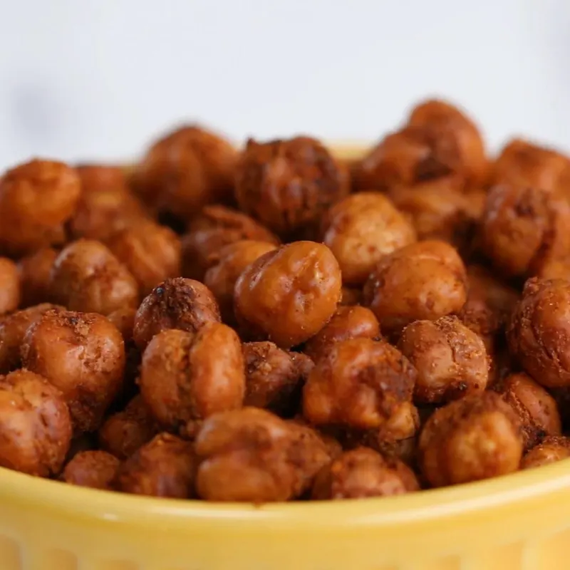 Vegan Vegetarian Spicy Roasted Chickpeas