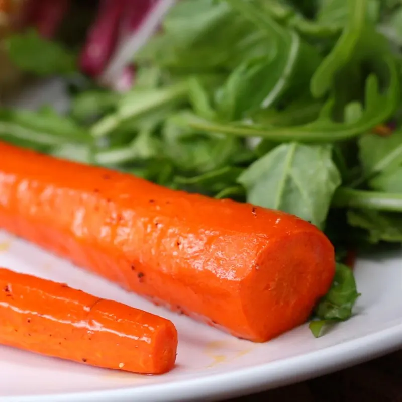 Vegetarian Gluten-Free Honey-Roasted Carrots
