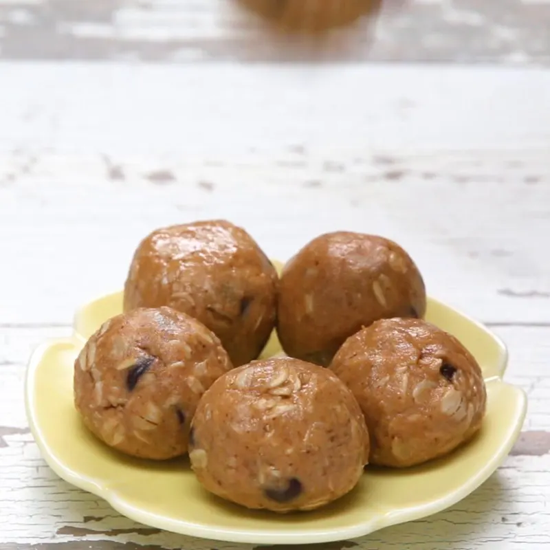 Vegan Vegetarian Peanut Butter Oat Energy Balls