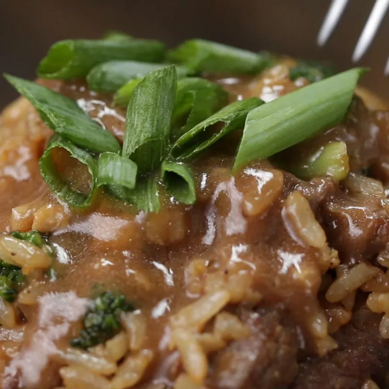 Vegetarian Dairy-Free Beef & Broccoli Fried Rice