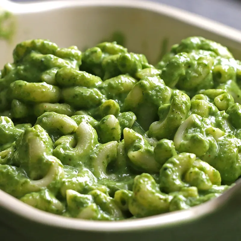 Vegetarian Nut-Free Green Mac ‘n’ Cheese