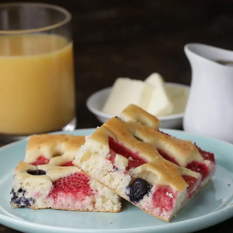 Vegetarian Gluten-Free Mixed Berry Sheet Pan Pancakes