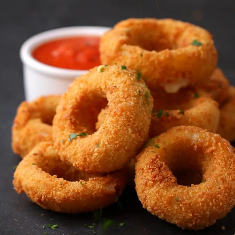 Vegetarian Nut-Free Mozzarella Stick Onion Rings