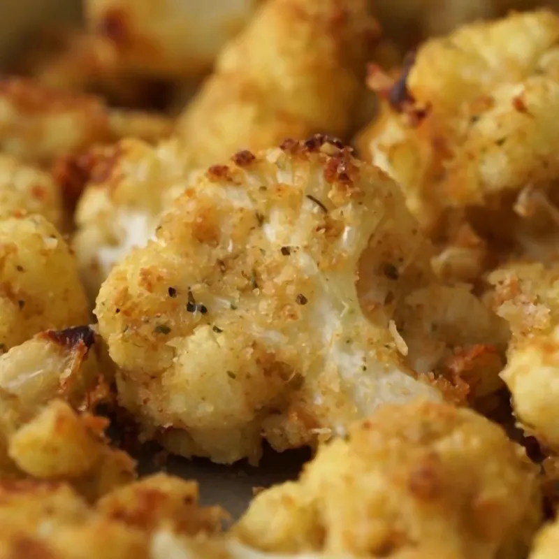 Vegetarian Nut-Free Parmesan Roasted Cauliflower