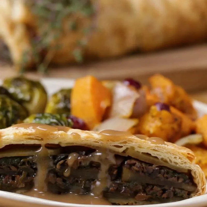 Vegan Vegetarian Mushroom Wellington
