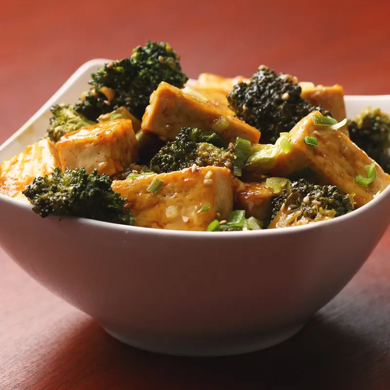 Vegan Vegetarian Chinese Takeout-style Tofu And Broccoli