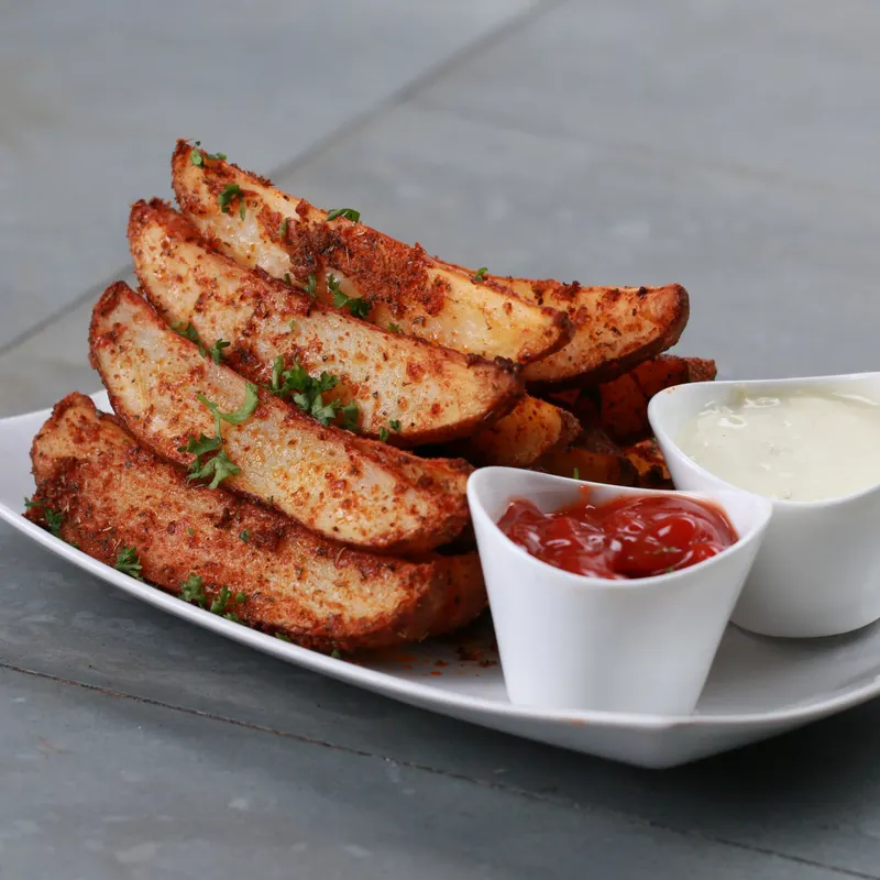 Vegetarian Gluten-Free Baked Garlic Parmesan Potato Wedges