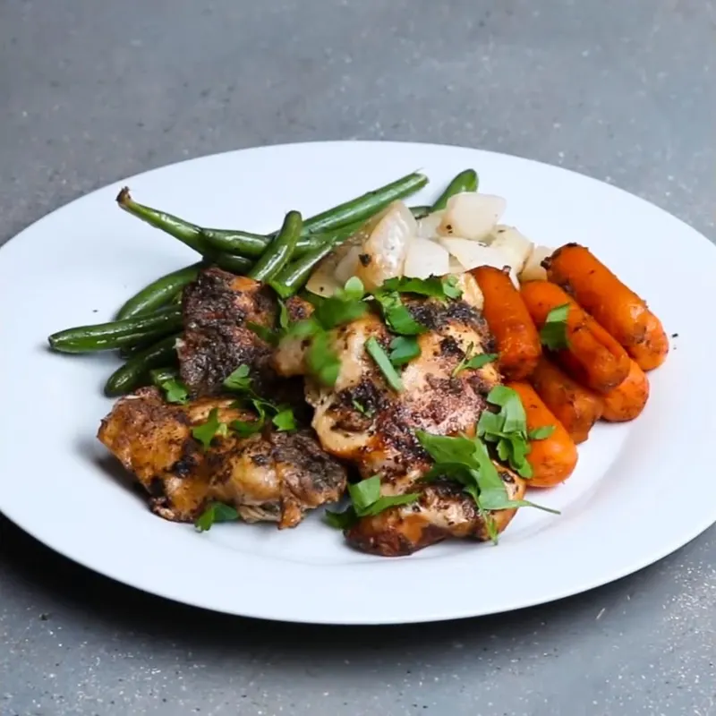 Gluten-Free Dairy-Free Slow Cooker Balsamic Chicken