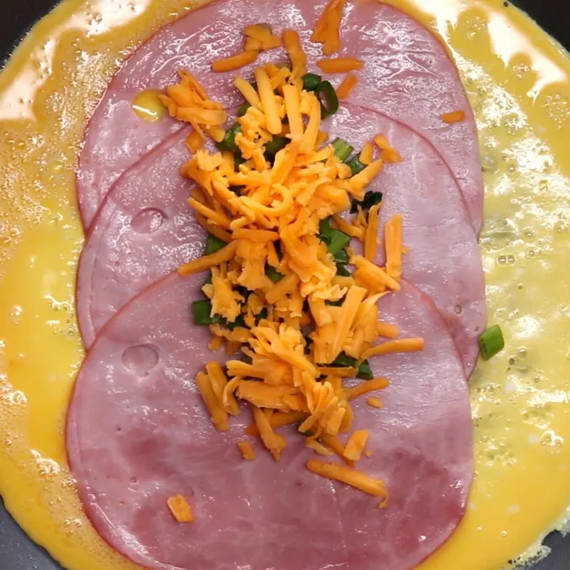 Gluten-Free Keto Ham & Cheddar Wrapped Breakfast Burrito