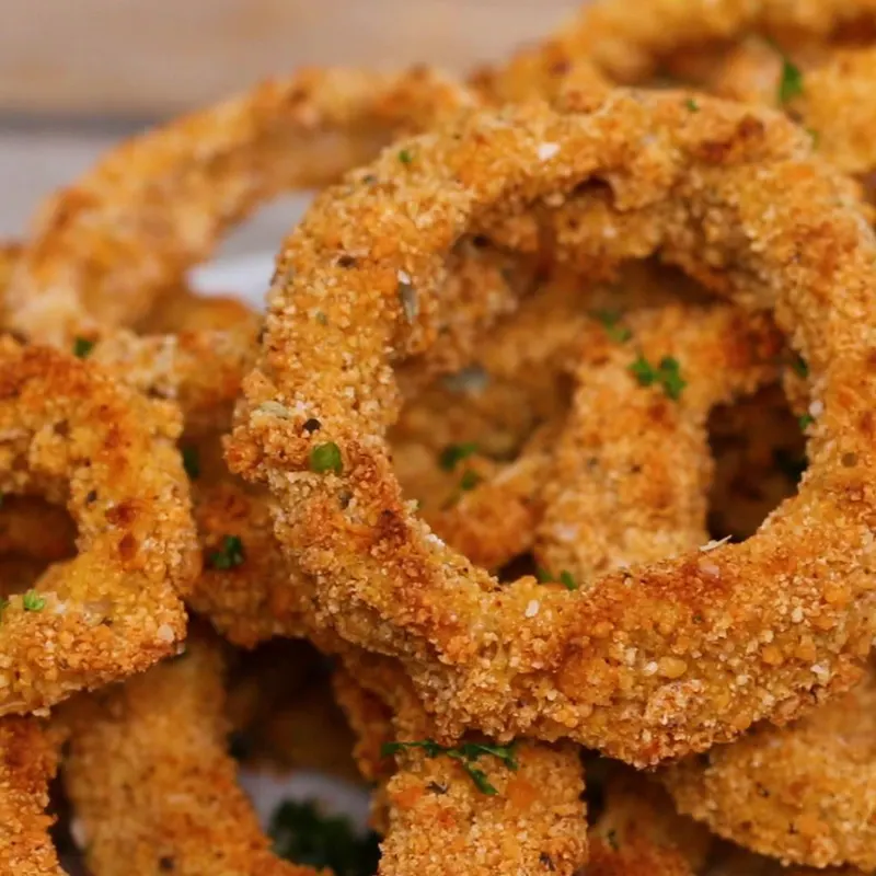 Vegetarian Nut-Free Onion Rings