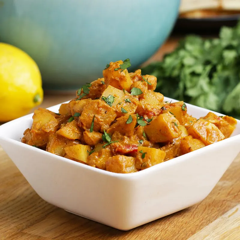 Vegan Vegetarian Easy-Peasy Potato Curry
