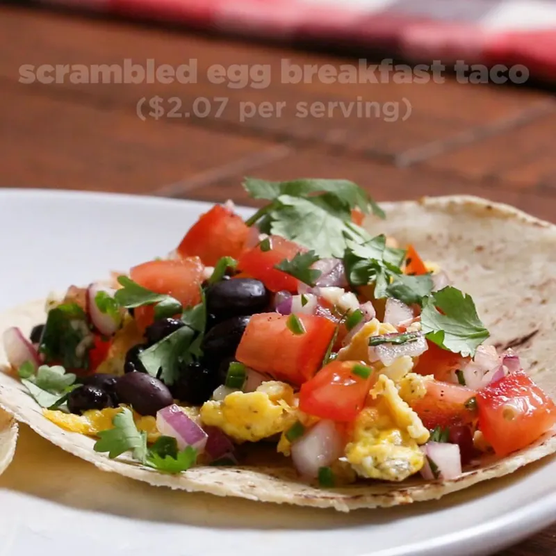 Vegetarian Gluten-Free Scrambled Egg Breakfast Tacos