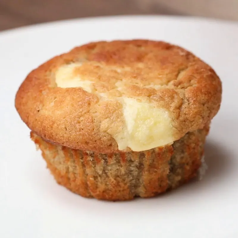Vegetarian Nut-Free Cream Cheese-Filled Banana Bread Muffins