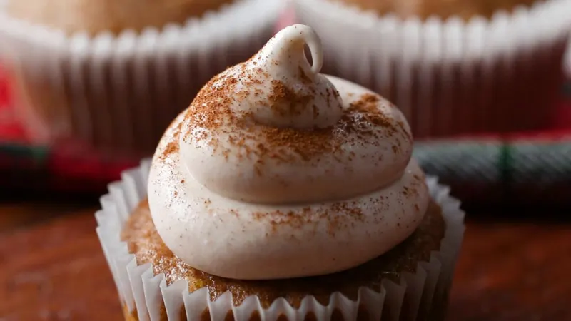 Vegetarian Nut-Free Apple Cider Cupcakes