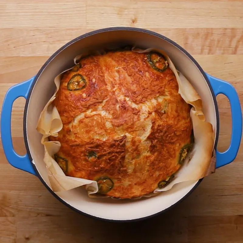 Vegetarian Nut-Free Dutch Oven Jalapeño Cheddar Bread