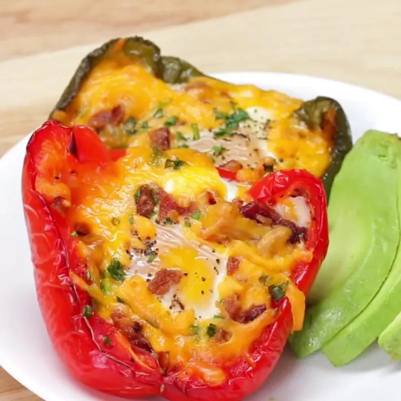 Gluten-Free Keto Breakfast Bell Peppers