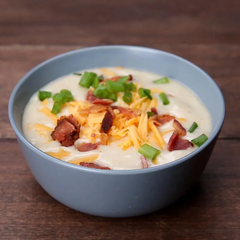 Nut-Free Shellfish-Free Slow Cooker Loaded Potato Soup