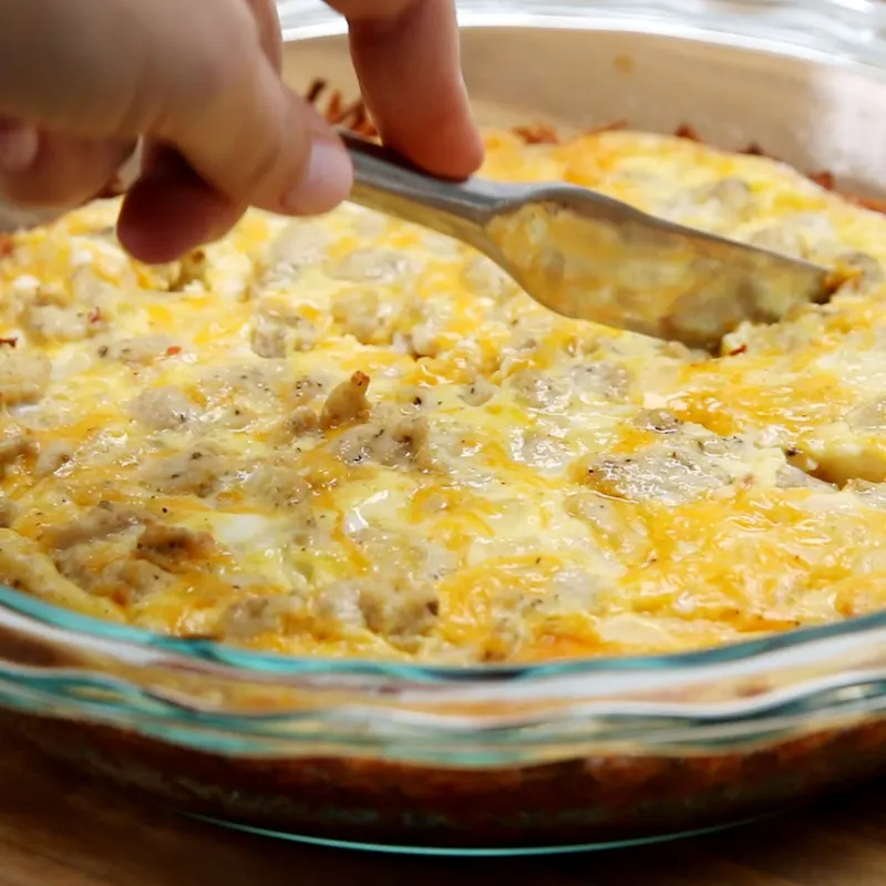 Gluten-Free Keto Cheesy Hash Brown Quiche