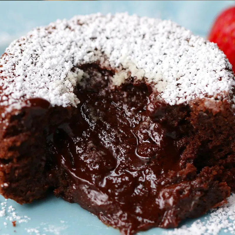 Vegetarian Nut-Free Chocolate Lava Cakes