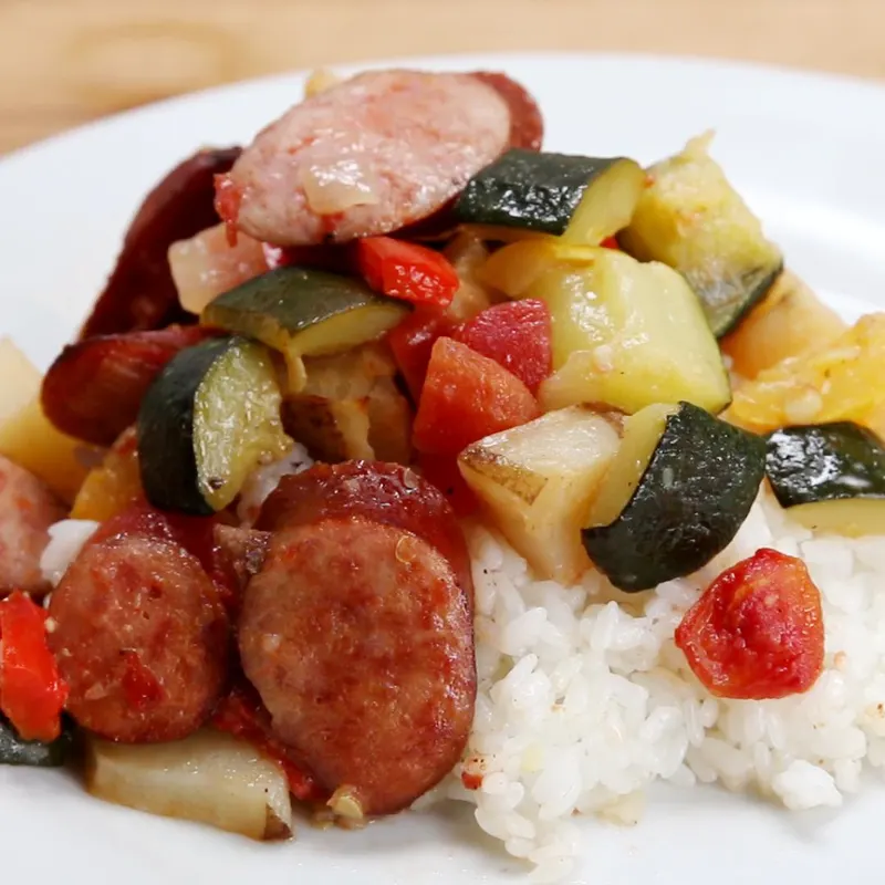 Gluten-Free Dairy-Free One-Pan Sausage And Veggies
