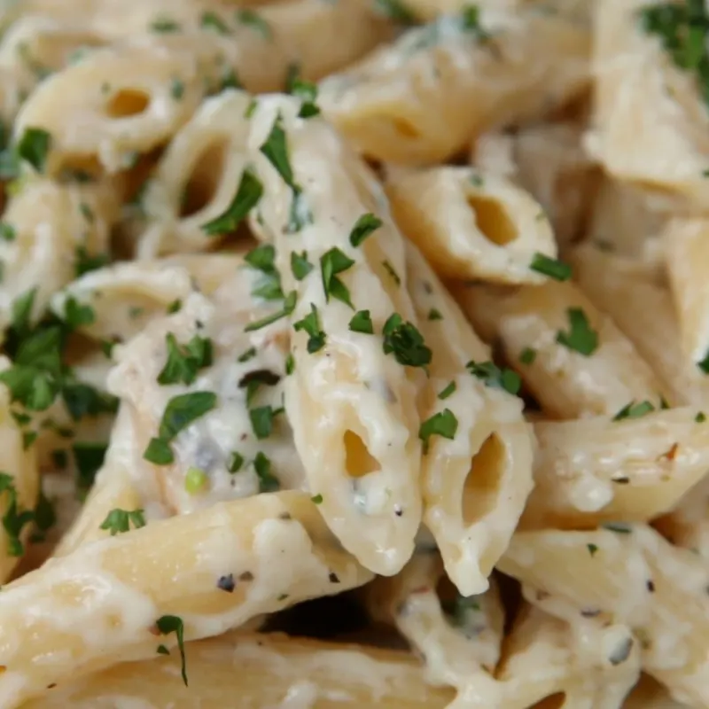 Nut-Free Shellfish-Free Easy Chicken Alfredo Penne