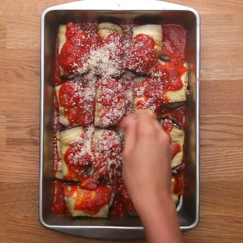 Vegetarian Gluten-Free Cheesy Eggplant Roll-Ups