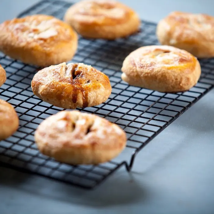 Vegetarian Nut-Free Eccles Cakes — British recipe