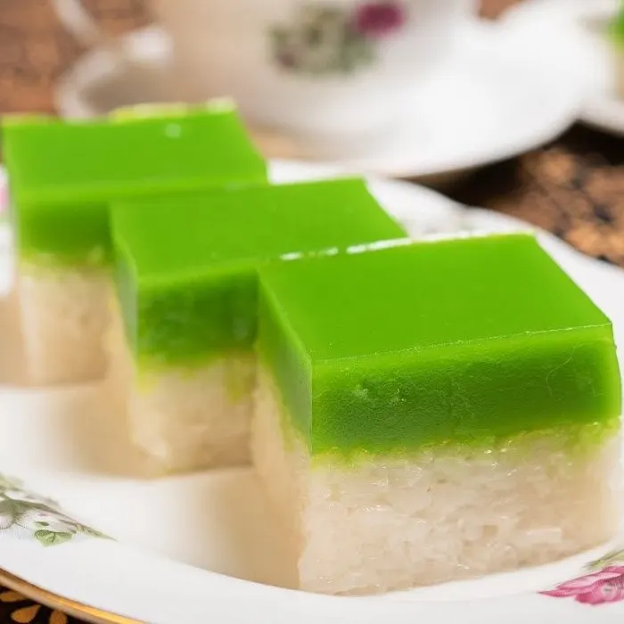 Vegetarian Nut-Free Seri muka kuih — Malaysian recipe