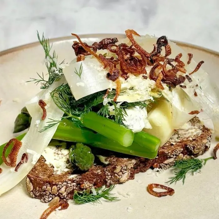Vegetarian Nut-Free Nordic smørrebrød with asparagus and horseradish cream — Norway recipe
