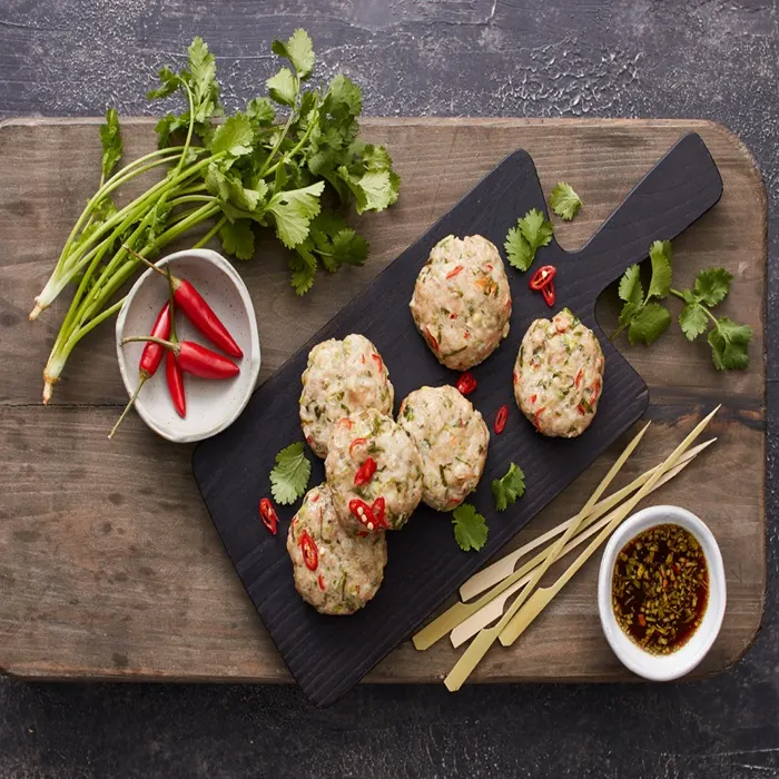 Gluten-Free Dairy-Free Thai chicken cakes with sweet chili sauce — Thai recipe
