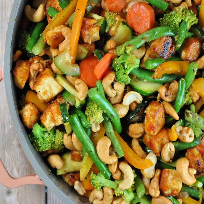 Vegan Vegetarian Tofu, greens & cashew stir-fry — Vietnamese recipe