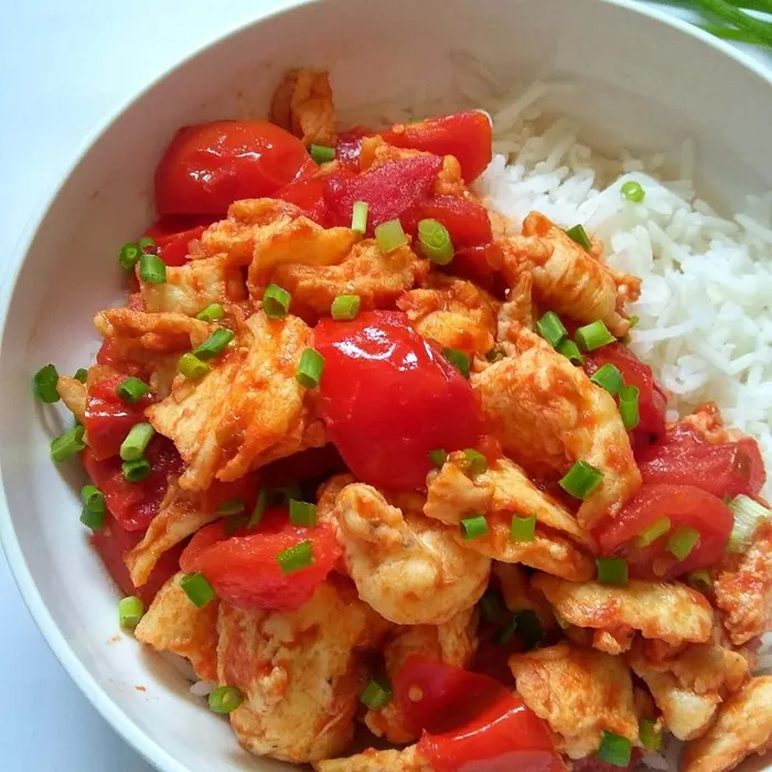 Vegetarian Gluten-Free Chinese Tomato Egg Stir Fry — Chinese recipe