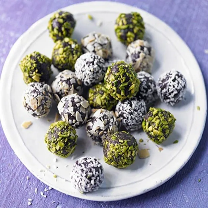 Vegetarian Gluten-Free Brazilian chocolate truffles - brigadeiro